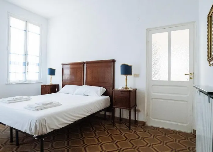 Italianway - Xx Settembre 55 * Alassio